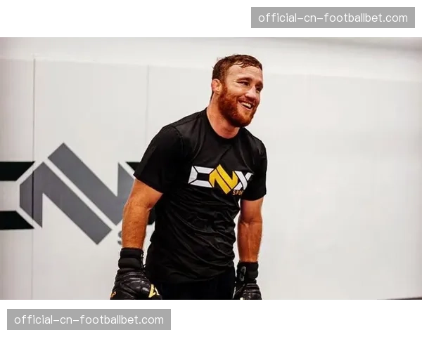 UFC与运动品牌就新款战袍合作设计进行最终磋商 UFC与运动品牌就新款战袍合作设计进行最终磋商